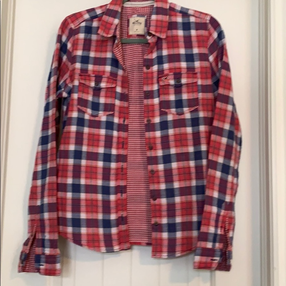 Hollistor plaid button up shirt